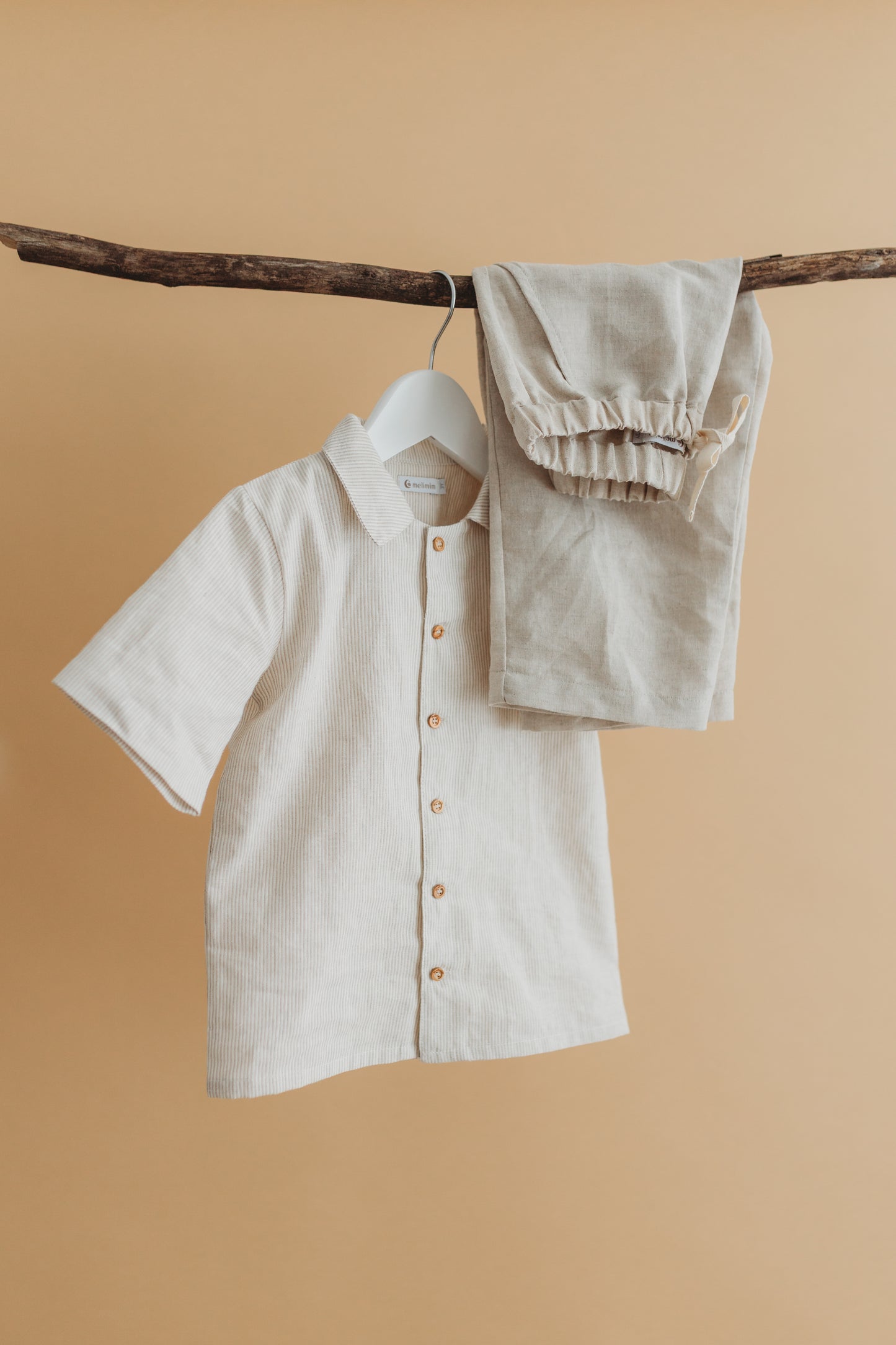 Conjunto Calça e Camisa